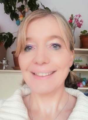 Iva Klozova