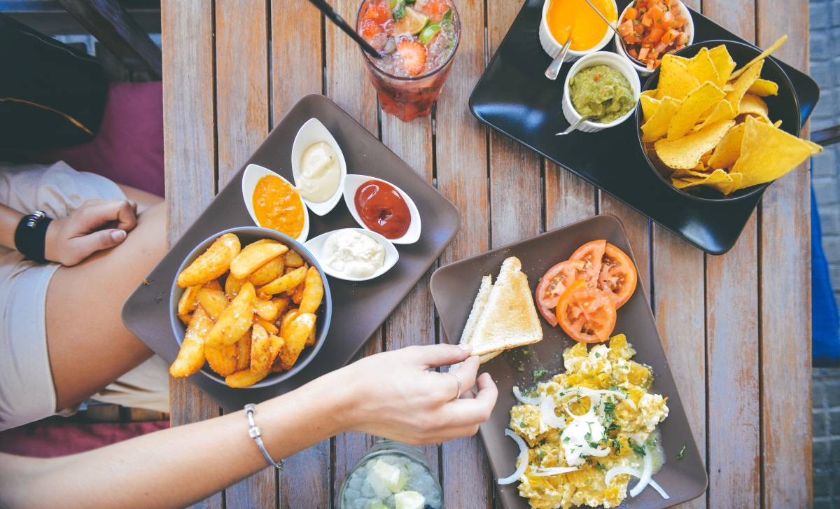 High-carbohydrate vs. low-carbohydrate diets